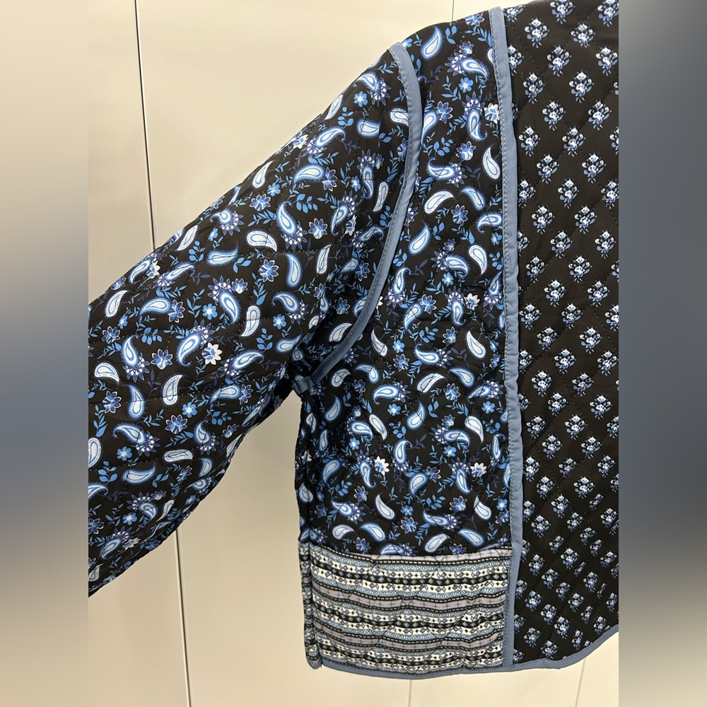 Patchwork Floral Reversible Jacket in Indigo & Petal, Size Large - Picture 11 of 16